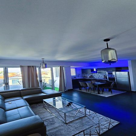 Golden Bay Deluxe Holiday Apartment Protaras Ngoại thất bức ảnh