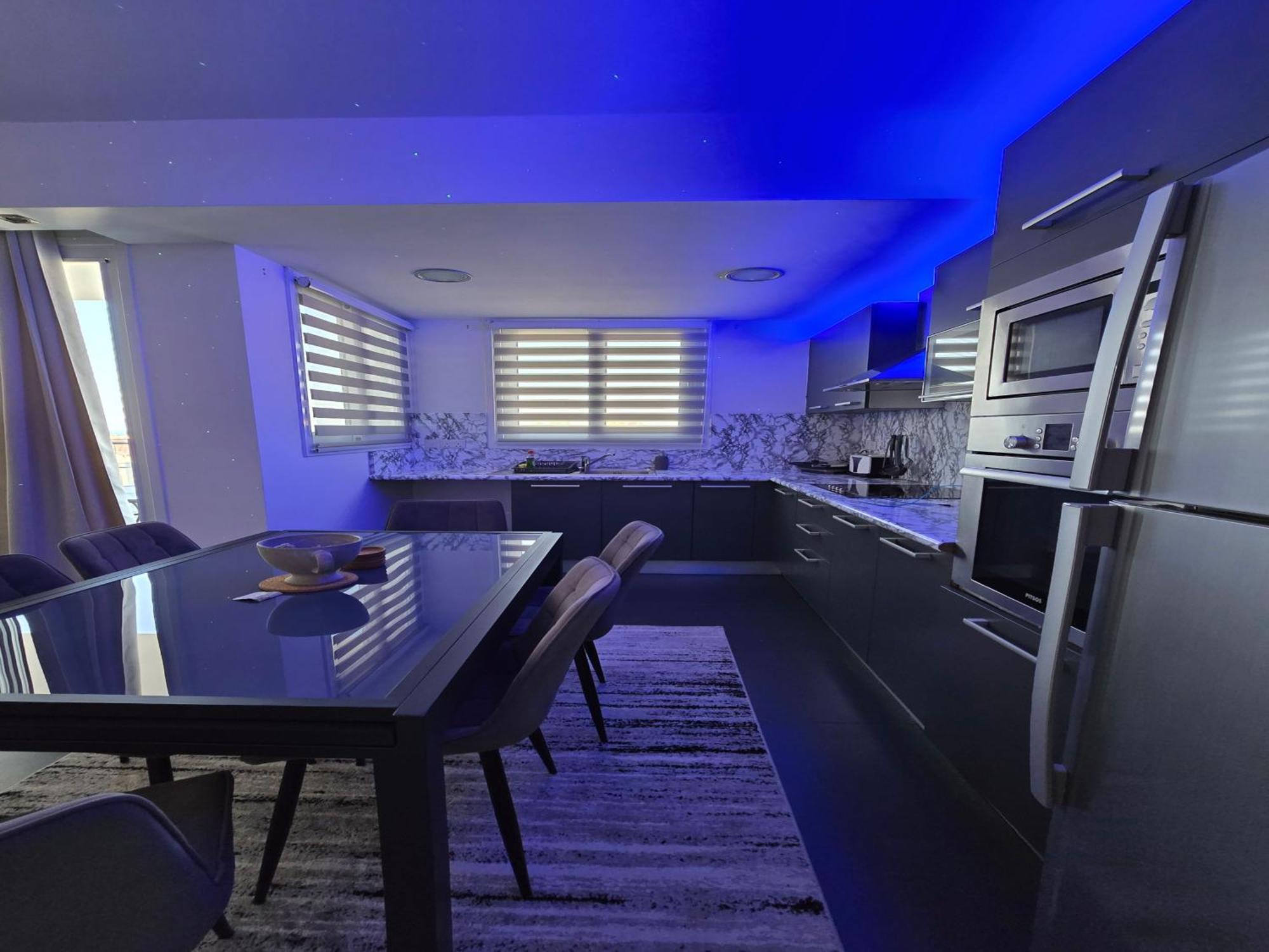 Golden Bay Deluxe Holiday Apartment Protaras Ngoại thất bức ảnh